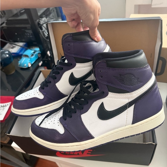 Nike Jordan 1 Mid Trainers Size 10.5 - Picture 4 of 7